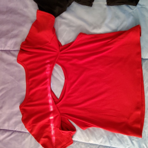 Women's shirts Size L - Picture 4 of 4